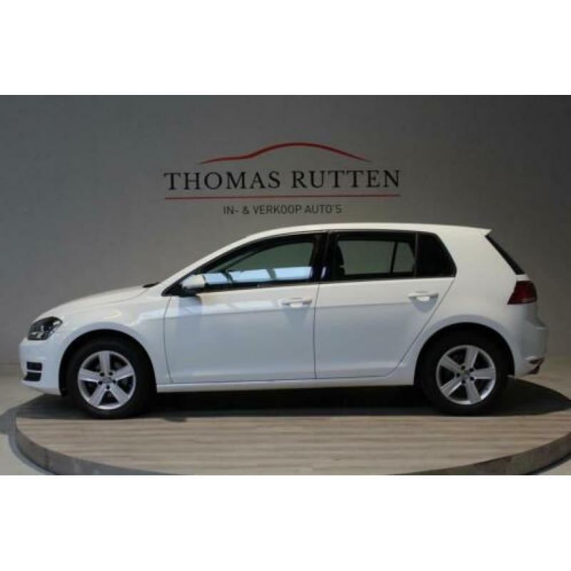 Volkswagen Golf 1.6 TDI Comfortline 2015/ Clima/ Cruise/ PDC