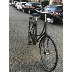 zwarte opoe / oma / damesfiets 28 inch