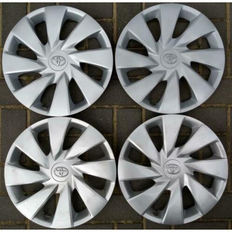 #Nette Set Toyota Wieldoppen 14 inch Origineel (Aygo Yaris)#