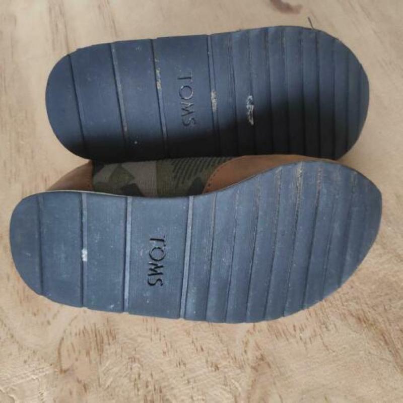 Toms schoenen maat 24,5