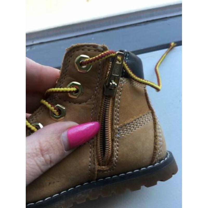 Timberland schoenen kids maat 22