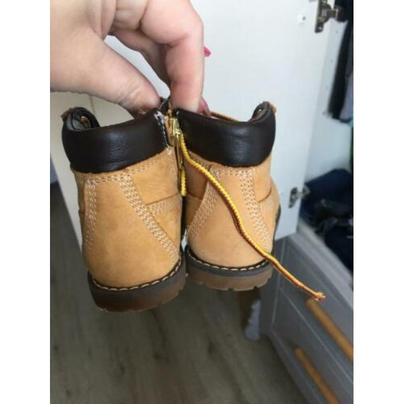 Timberland schoenen kids maat 22