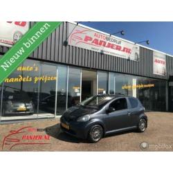 Toyota Aygo 1.0-12V "SPORTIEF+ZUINIG"