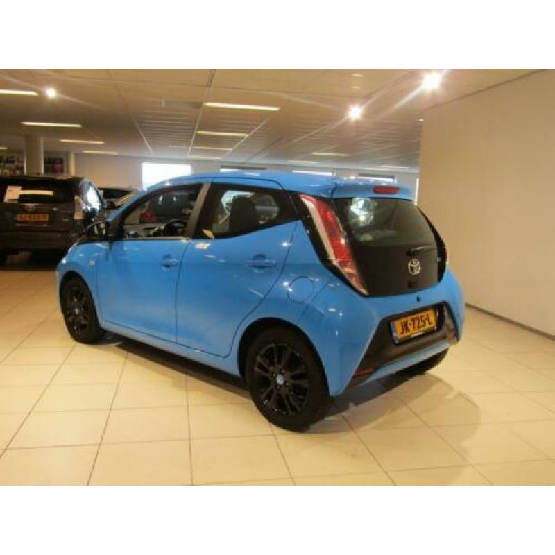 Toyota Aygo 1.0 VVT-i 5-drs x-cite (bj 2016)