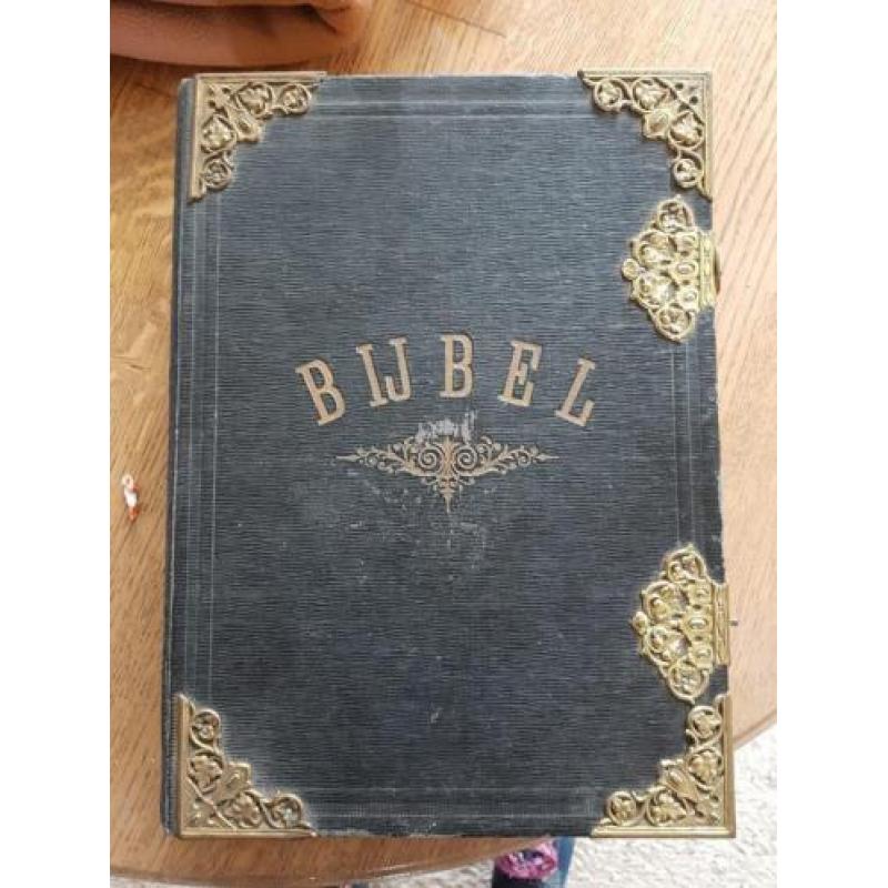 Oude bijbel uit 1895