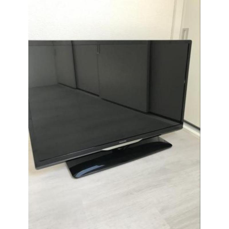 Philips 32 inch led TV