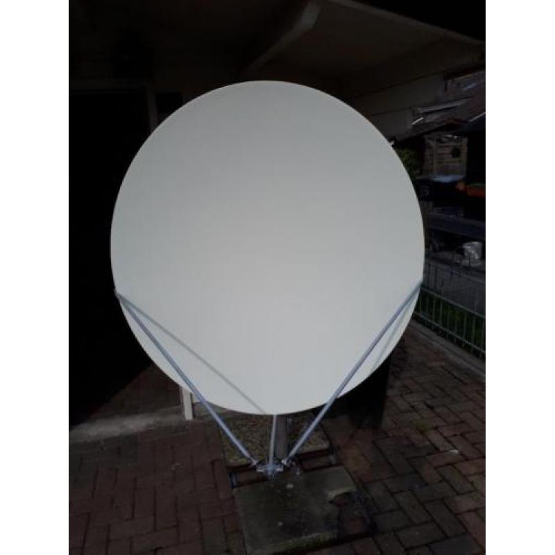 Echostar 120 cm kunststof schotel