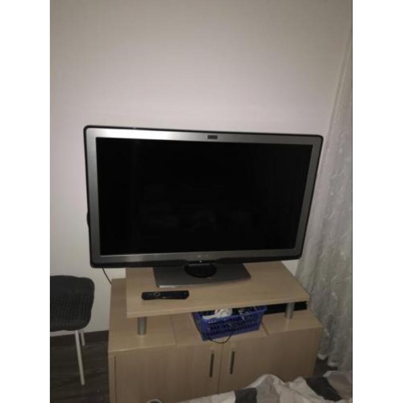 Plasma tv 46inch ambillight tv 3 zijdig