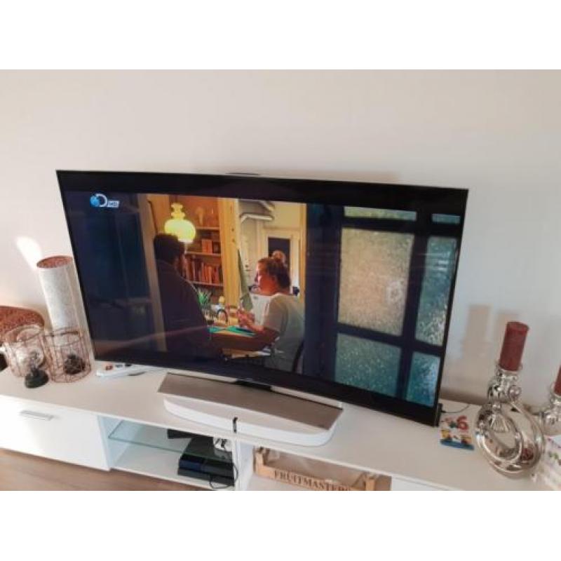 Samsung 3D curved 65 inch