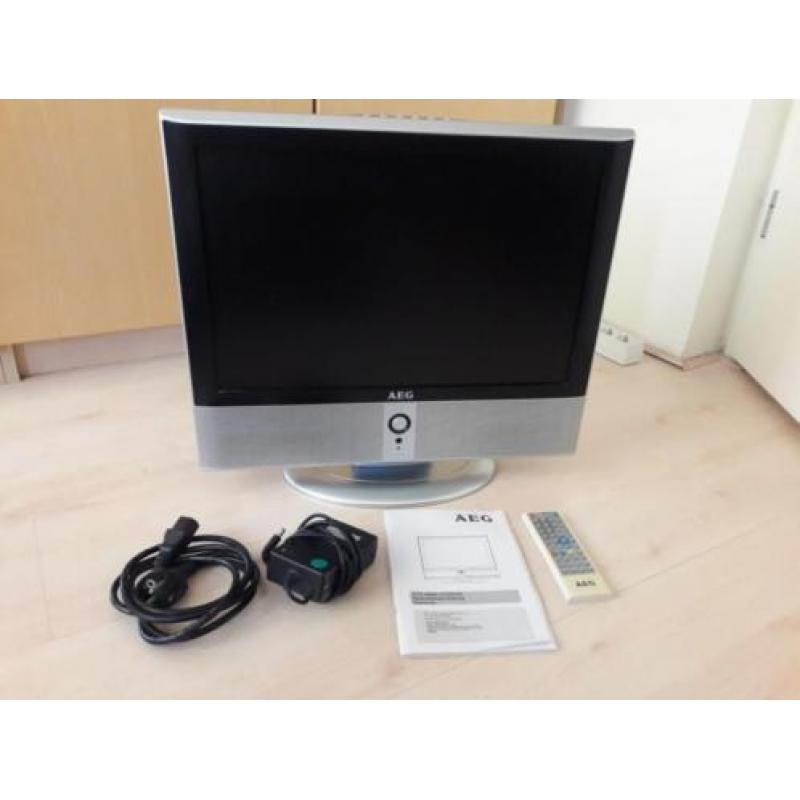 19 inch AEG LCD tv met ingebouwde dvd speler, zwart