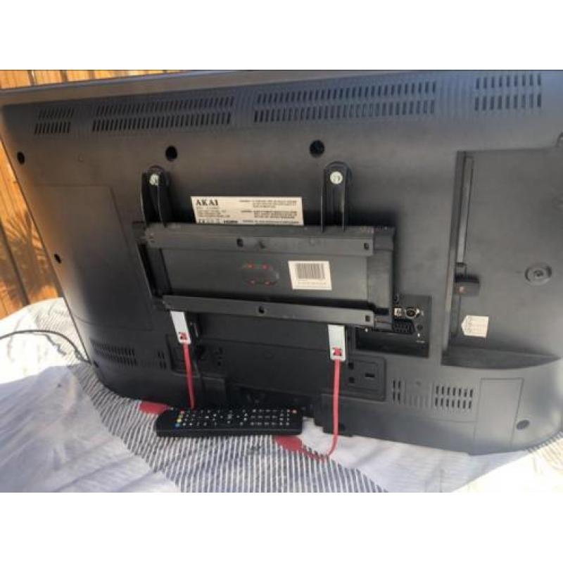 32 led tv merk akai