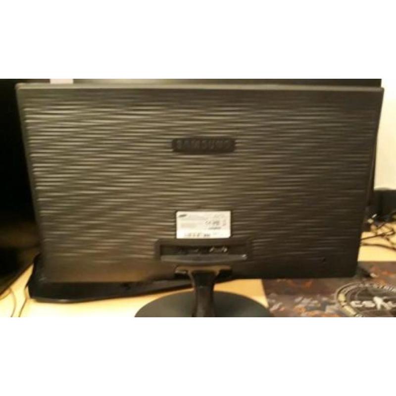 Samsung full hd monitor 24 inch HDMI