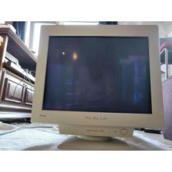 premium Iiyama Vision Master Pro 450 CRT monitor, 19", ZGAN