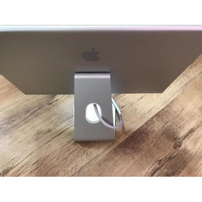 Apple Cinema Display 20" (20 inch)