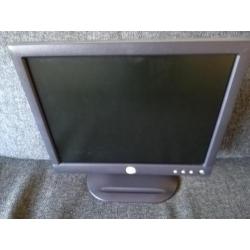 Te koop 3 dell computer schermen 17 ins