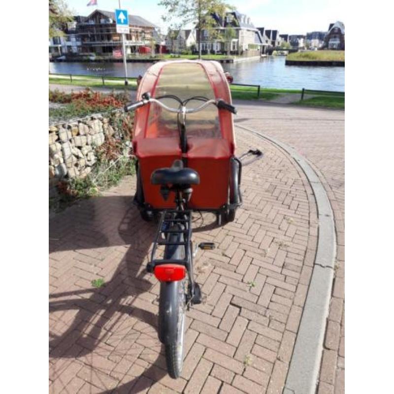 Babboe big bakfiets met huif en slot