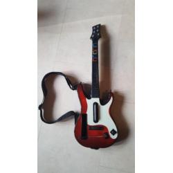 Wii guitar hero 5 incl gitaar microfoon en drumstel