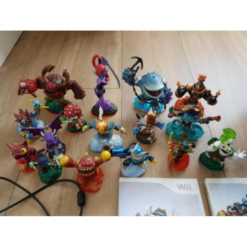 Skylander giants en swapforce met 2 spellen en portal